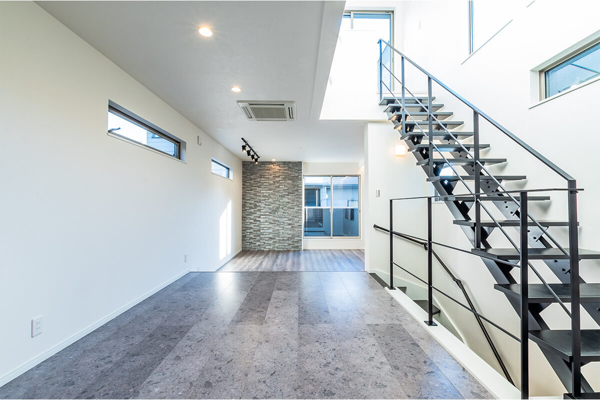 光を巧みに取り入れた住空間