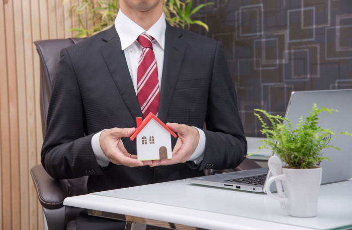 債務者の救済措置「任意売却」の流れは？メリット・デメリットを解説