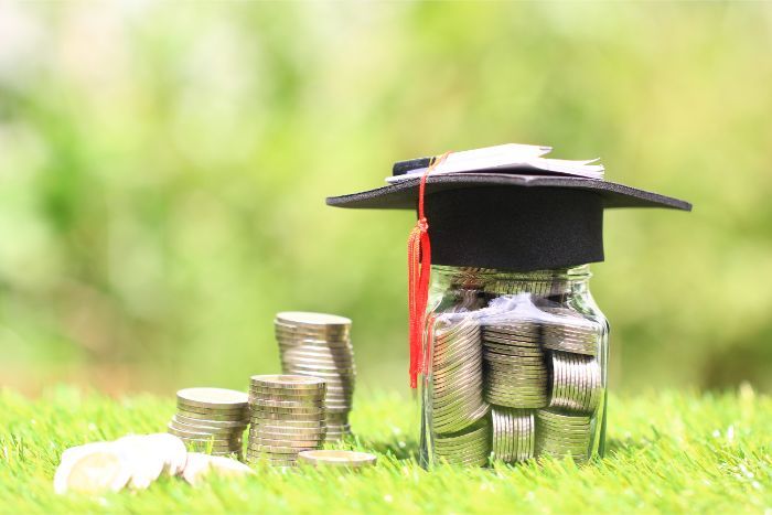 学生も年金を支払う義務がある！年金について知っておくべき4項目