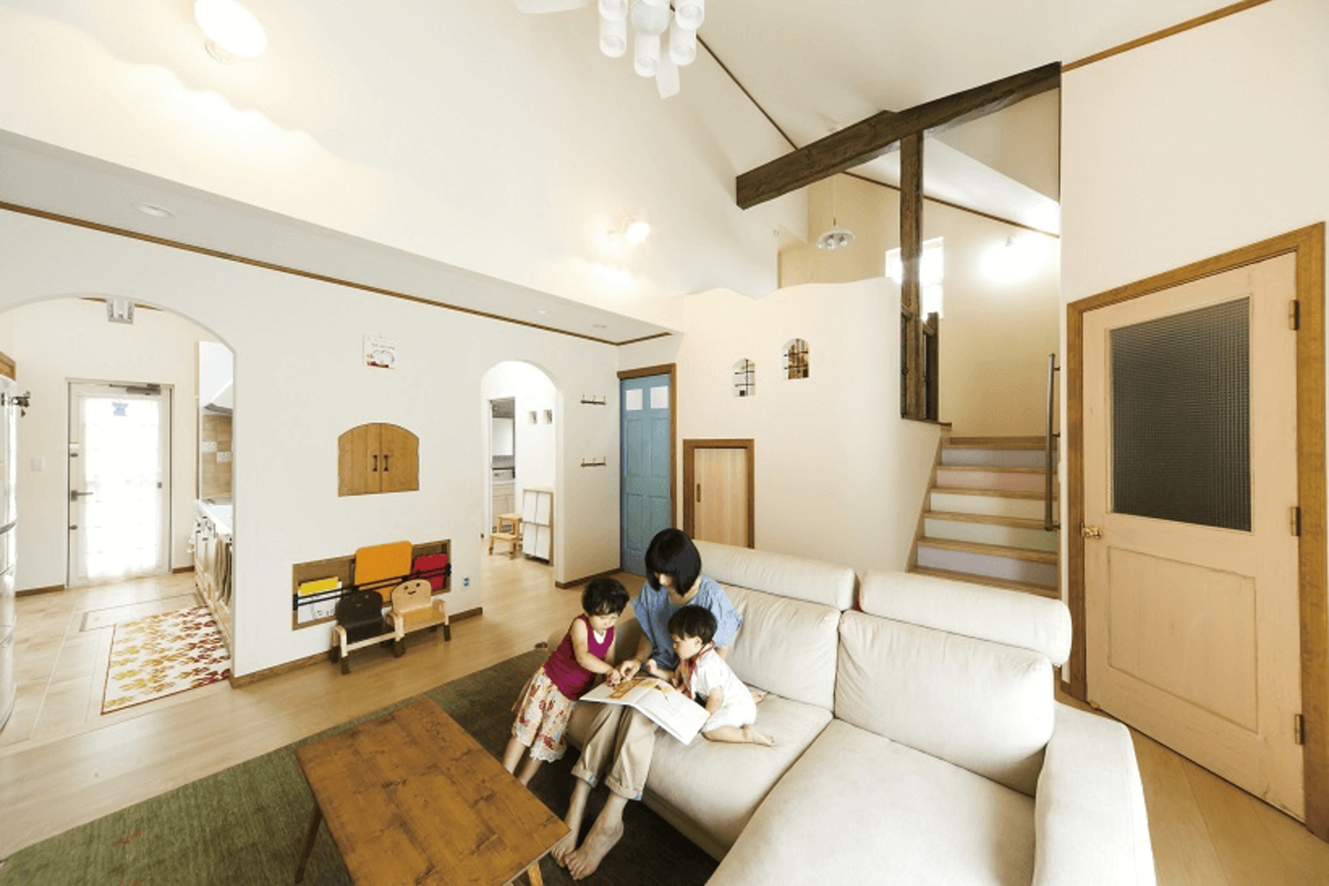 パステル階段平屋の家