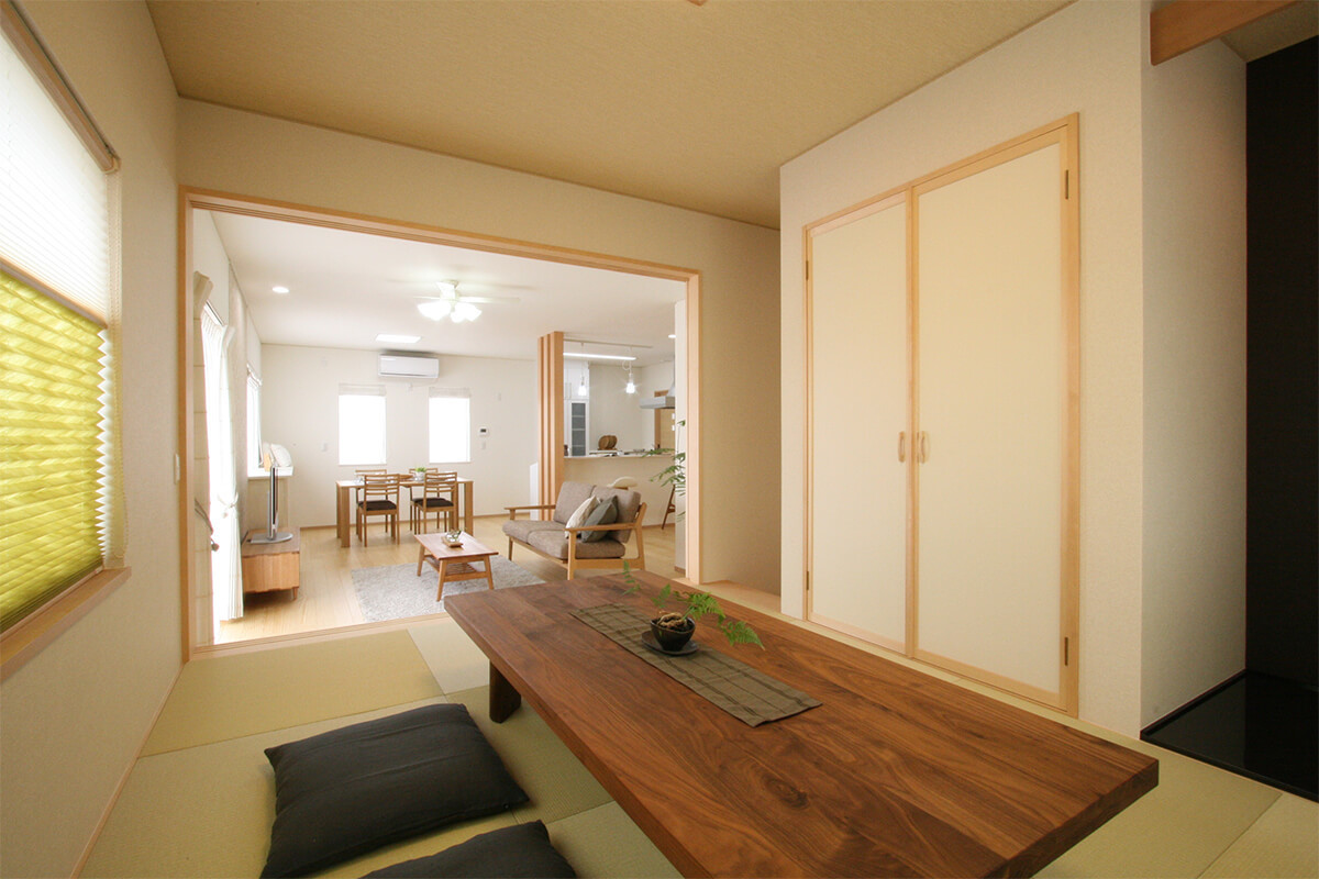 ソリッド＆ナチュラル