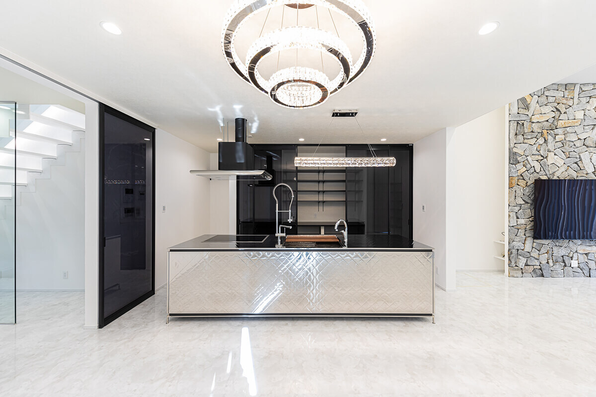 美術館のような静謐さをか感じる住まい