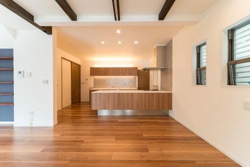 キッチンに床暖房を搭載