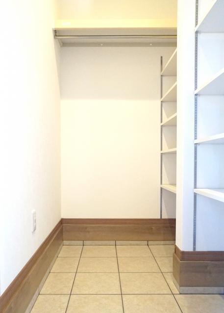 ウォークイン玄関収納