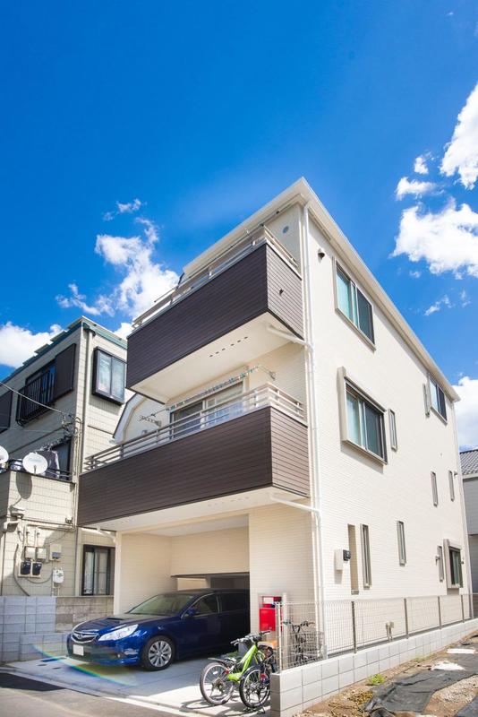 高気密・高断熱仕様の性能にこだわった都市型3階建ての家。