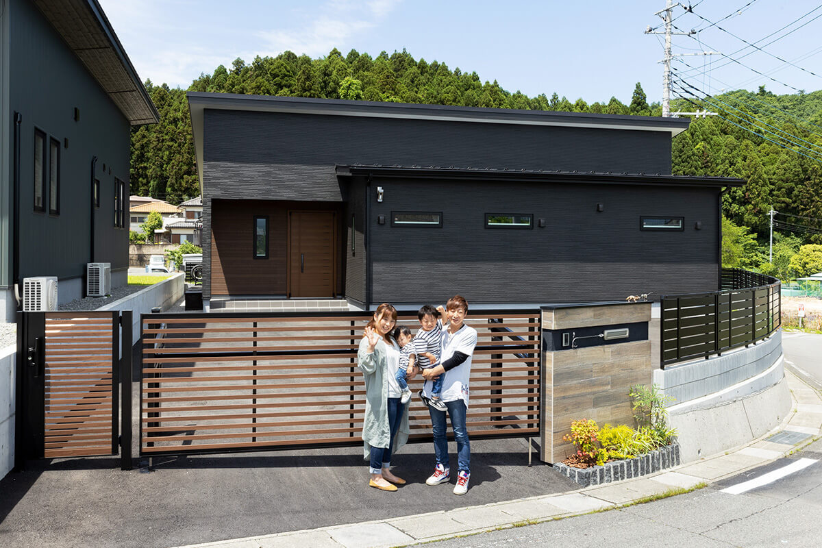 子ども達がのびのび育つ大空間の平屋