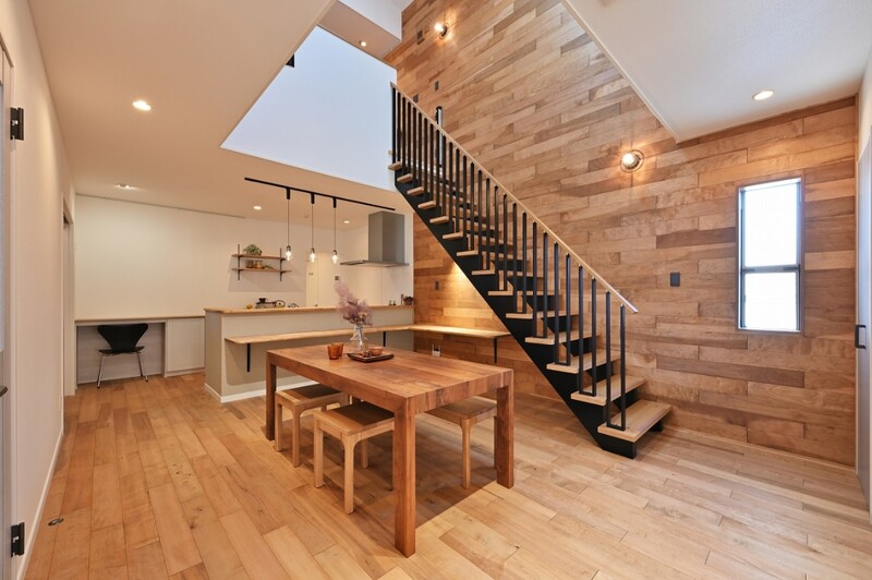 ユニバーサルホーム(ワークホームズ)