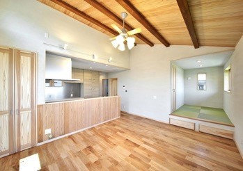 坪単価70万円台で建てられた家の実例の内装1