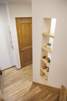 収納たっぷり！狭小地で実現させた北欧モダンの4LDK_内装5